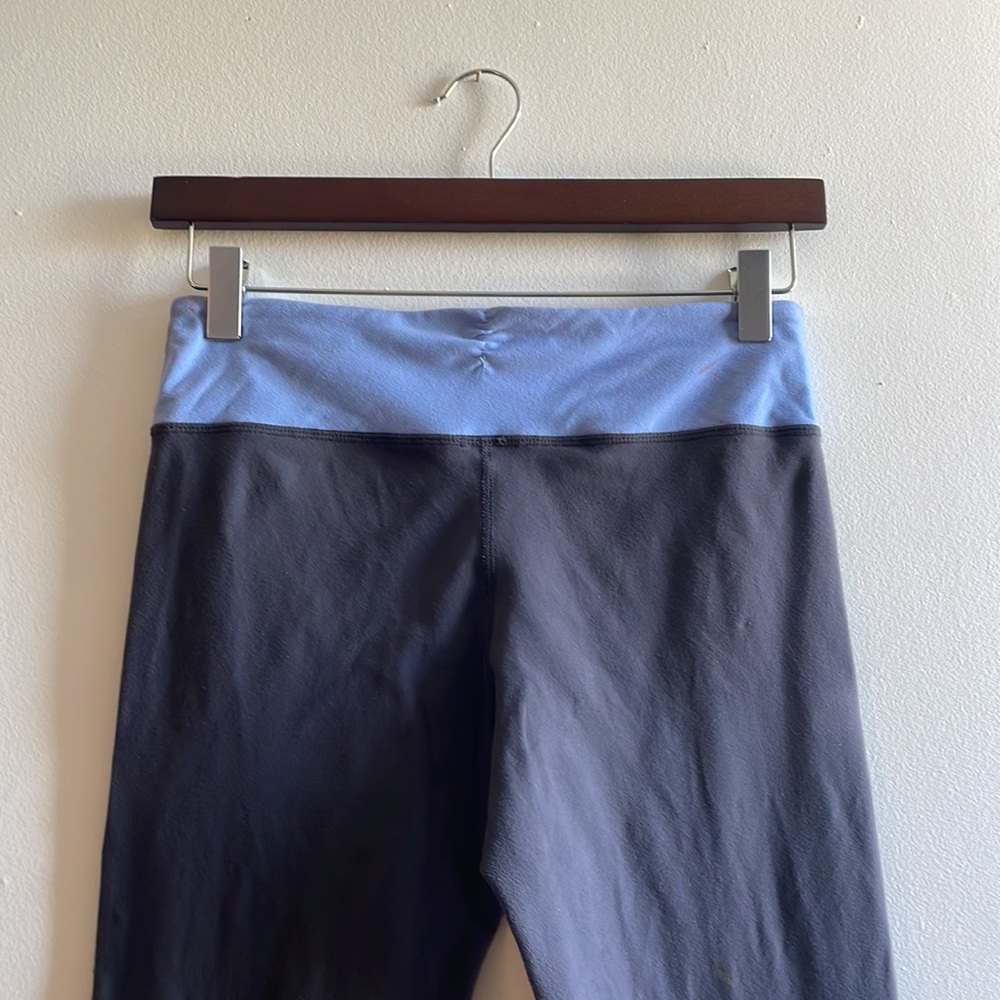 Blue Lululemon Leggings Size 8 . - Picture 6 of 16